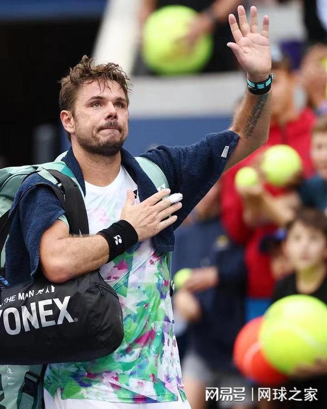 包含意大利网球队翻盘德国网球队，瓦林卡惊艳世界的词条