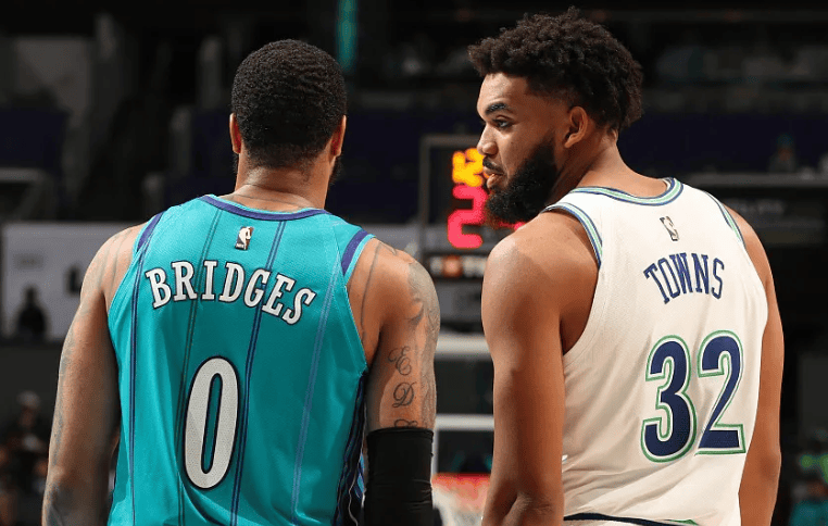 关于凯尔特人B队横扫黄蜂，戈贝尔爆发神勇的信息