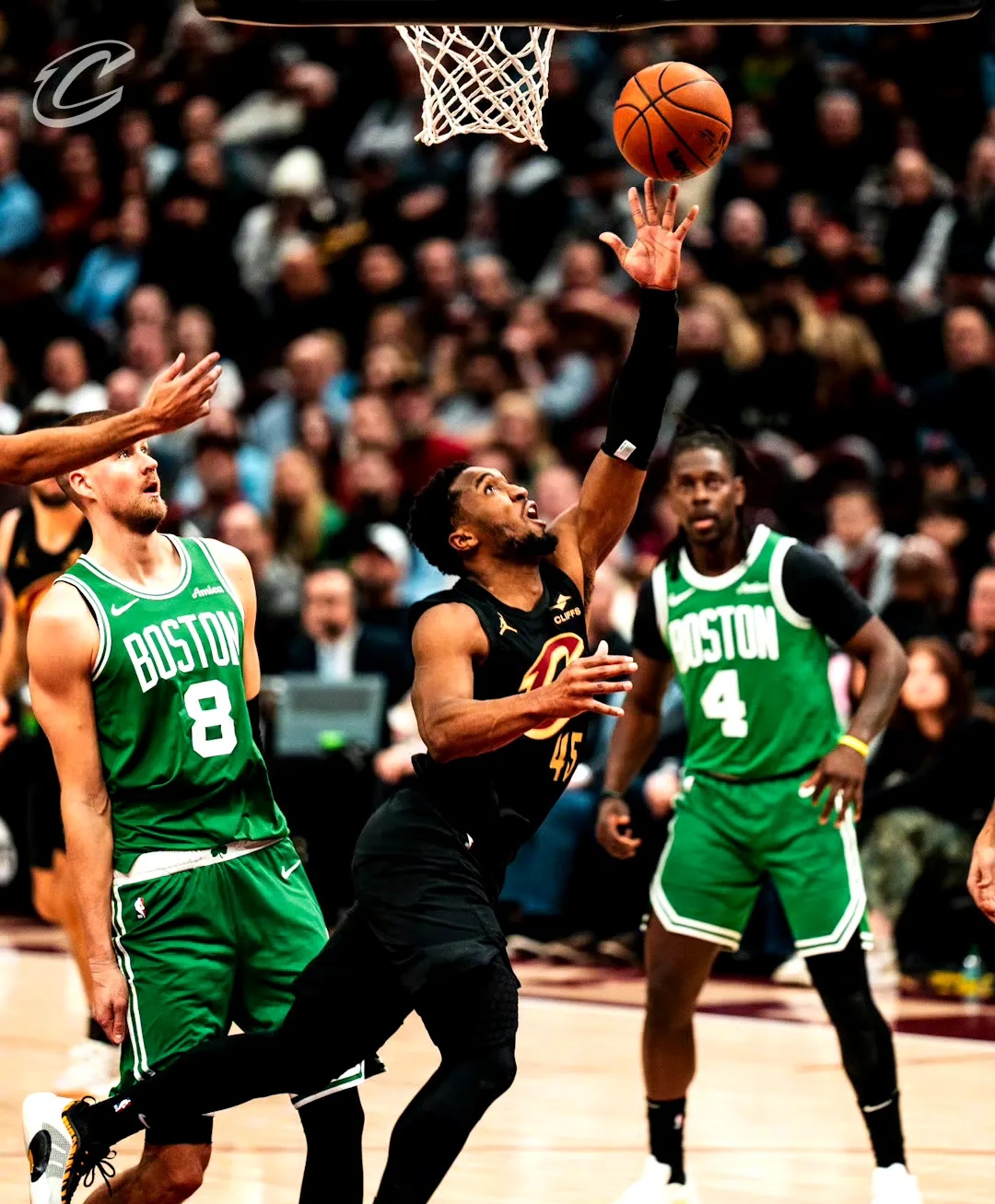 关于凯尔特人B队横扫黄蜂，戈贝尔爆发神勇的信息