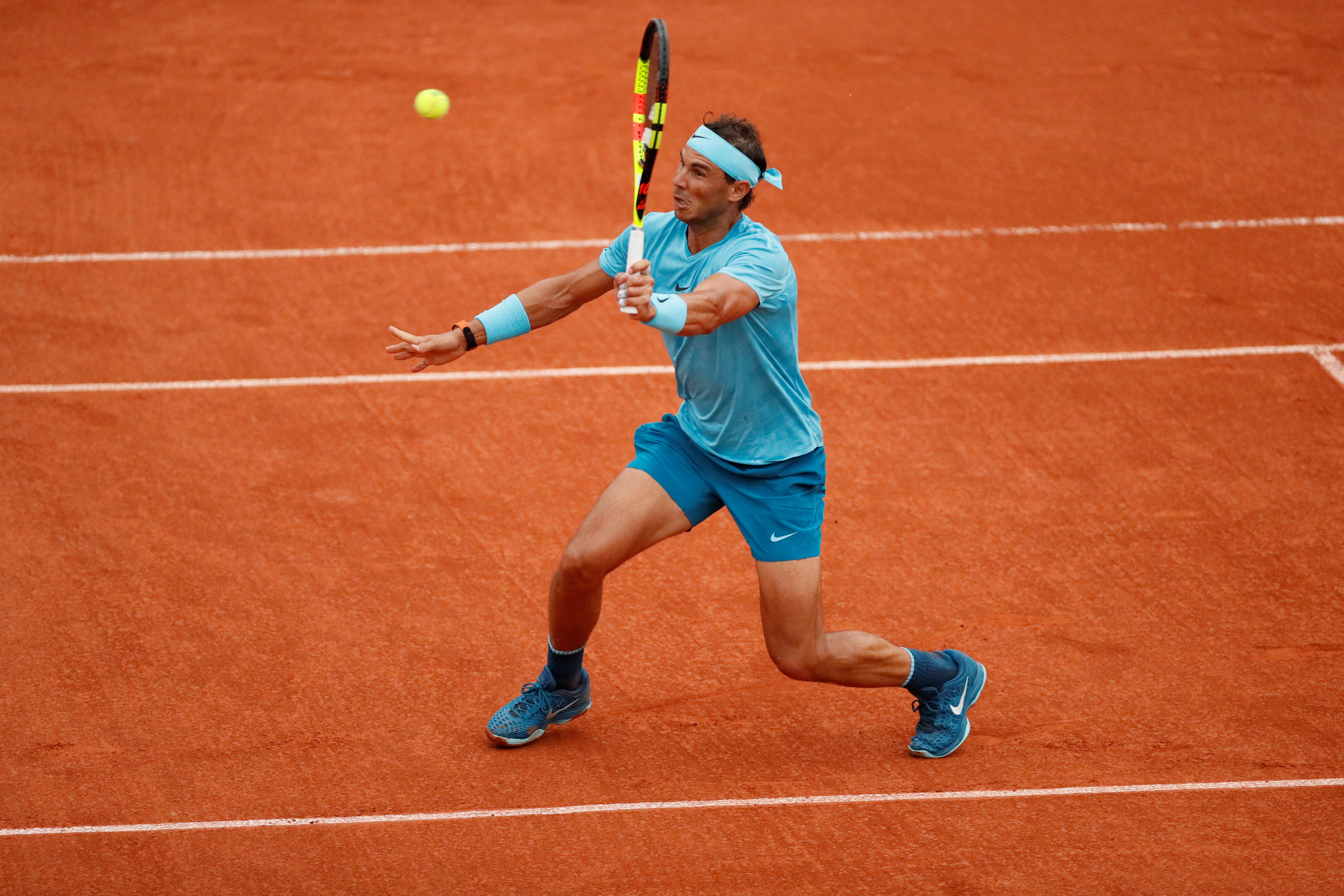 世界网球队完胜法国网球队，纳达尔绝境逆转的简单介绍