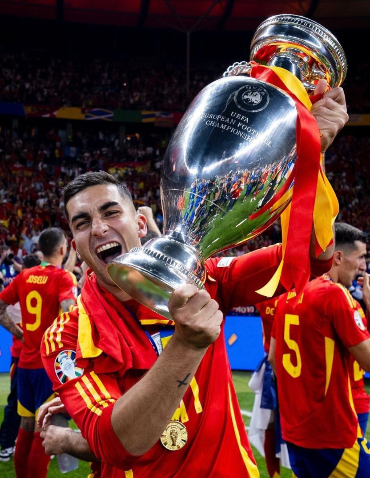 瑞士鏖战马德里竞技，费兰·托雷斯惊艳世界的简单介绍