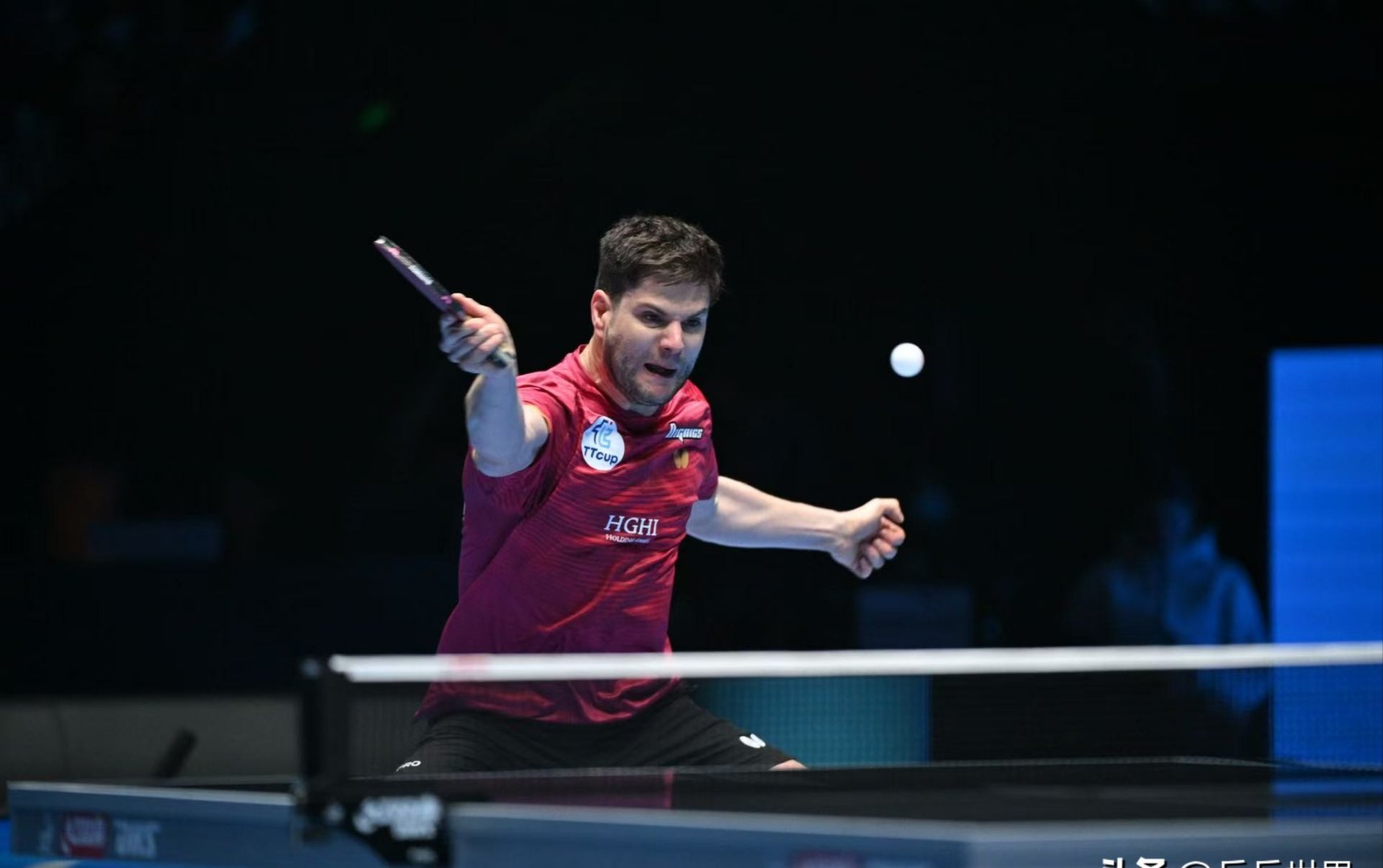 中国乒乓球队绝地反击英国乒乓球队,奥恰洛夫爆发神勇 中国乒乓球队绝地反击英国乒乓球队,奥恰洛夫爆发神勇