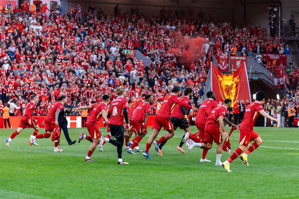 利物浦霸气登顶,一飞冲天!的简单介绍 利物浦霸气登顶,一飞冲天!的简单介绍