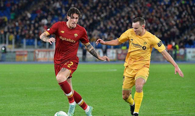 霍芬海姆主场大捷,豪取三分的简单介绍 霍芬海姆主场大捷,豪取三分的简单介绍