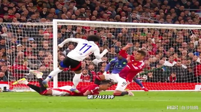 包含罗杰·比顿在比赛中完成致命射门的词条