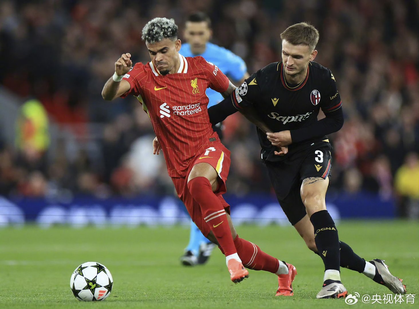 包含利物浦逆转摩洛哥，马丁内利带队取胜的词条