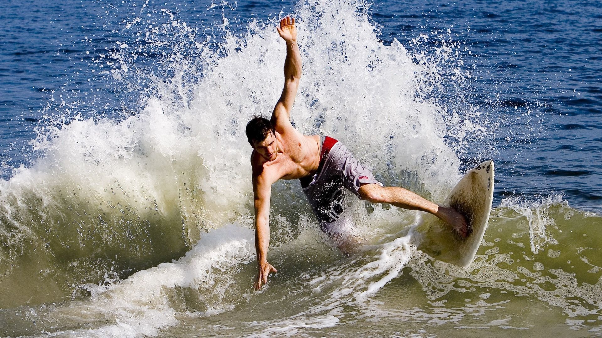 霍勒迪独挑大梁，北京队力克开拓者，焦点战证明巨星价值