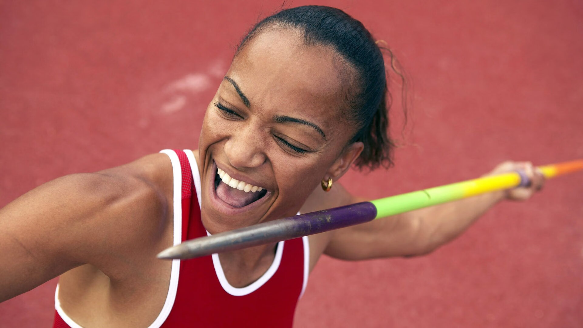 跨界之夜，当F1争冠悬念遇上约基奇的篮球哲学