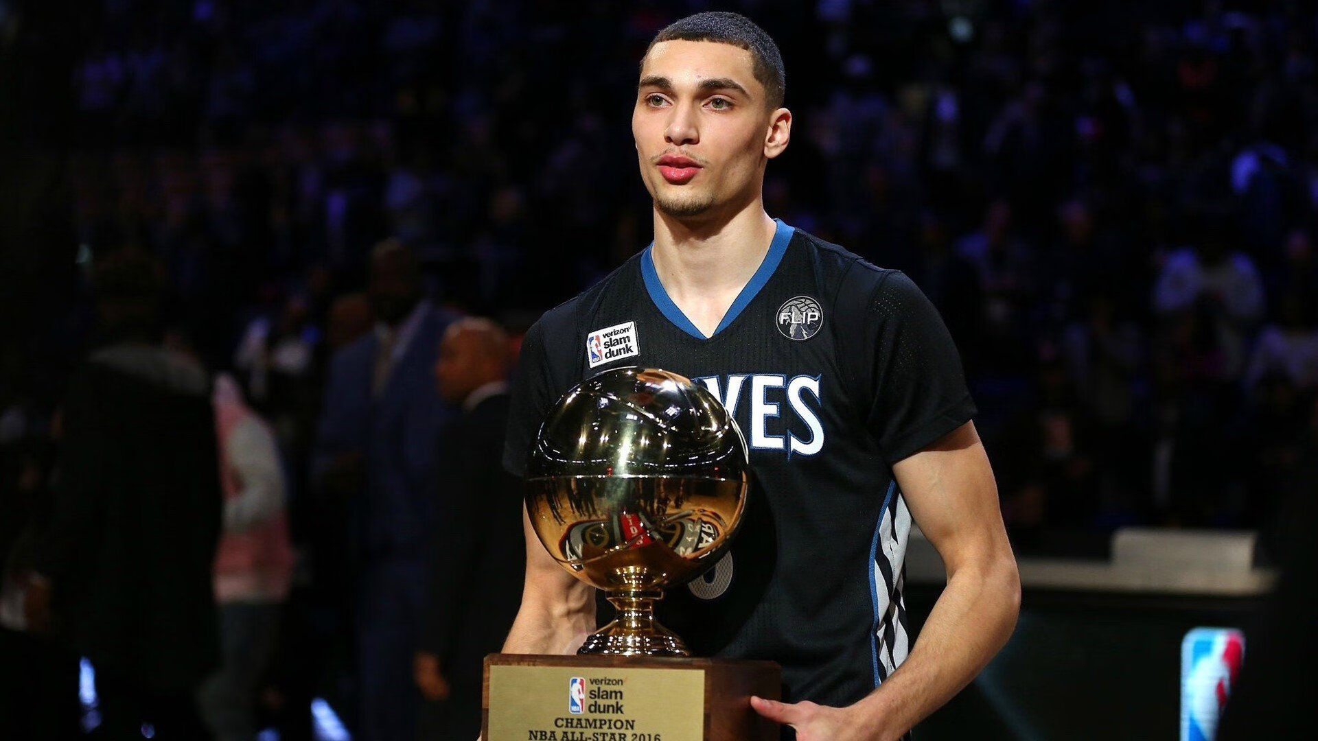 跨界之夜，当F1争冠悬念遇上约基奇的篮球哲学